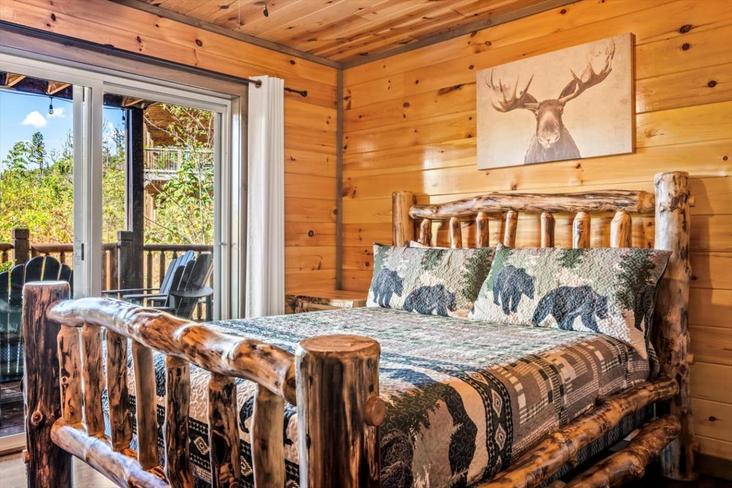 Indoor Pool, Volleyball Beach, Mountain View, Luxury Гетлинбург Екстериор снимка